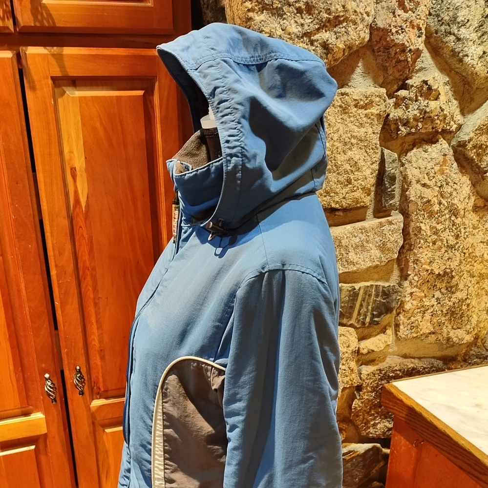L.L. Bean Thermolite Active Coat - Picture 6 of 14